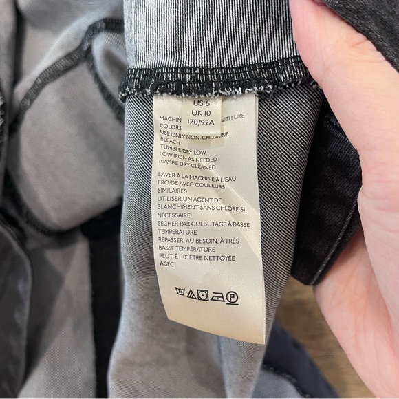 Free People•Black Denim Casual Jumper•Size 6 - Picture 4 of 6